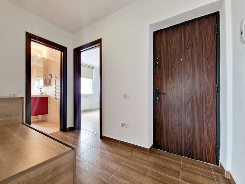 Brancoveanu Apartament 2 camere decomandat  Marie Curie